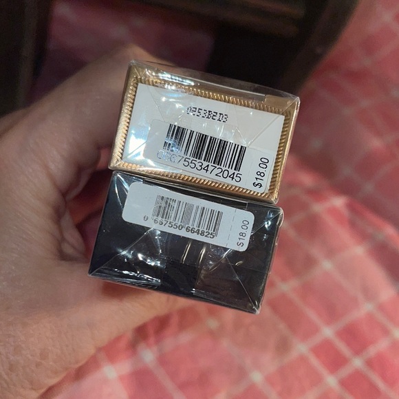 🎈SALE🎈🎀#37.MAKEUP BUNDLE🎀 - Picture 10 of 10